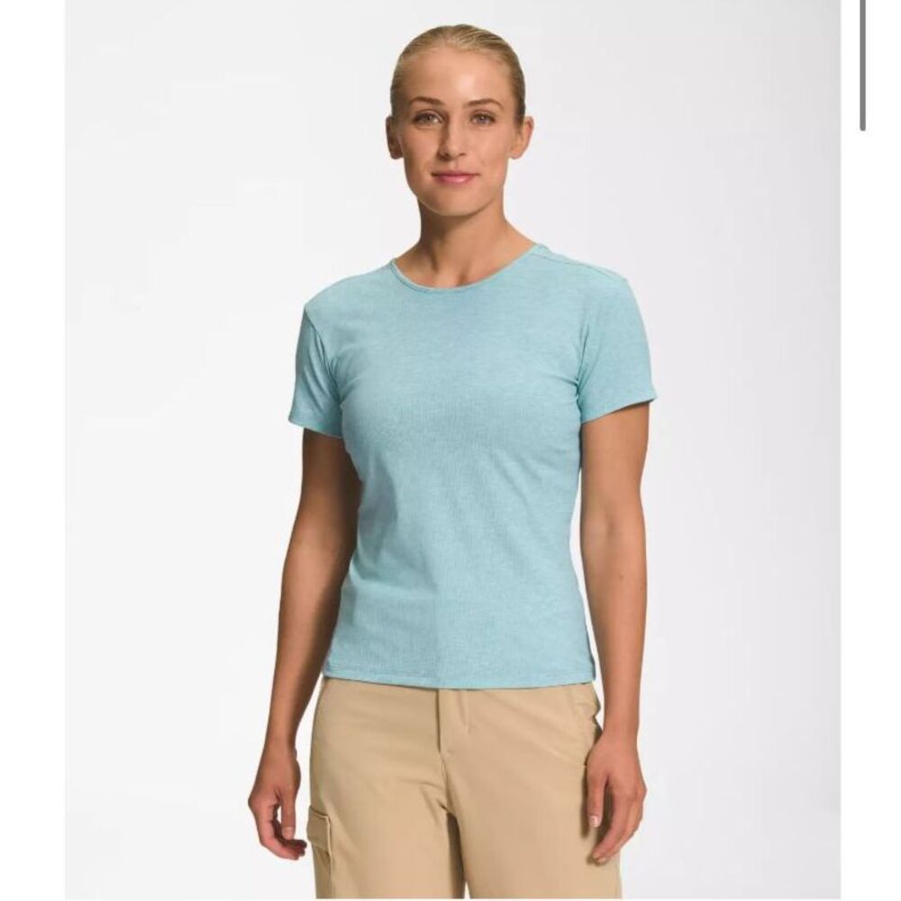 The North Face Womens Lean Strong Rib Tee Shirt Light Blue NWT Size XS Low Back